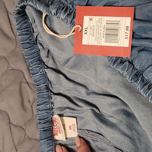 Drawstring Lyocell Shorts from Target Size XXL - Picture 3 of 3